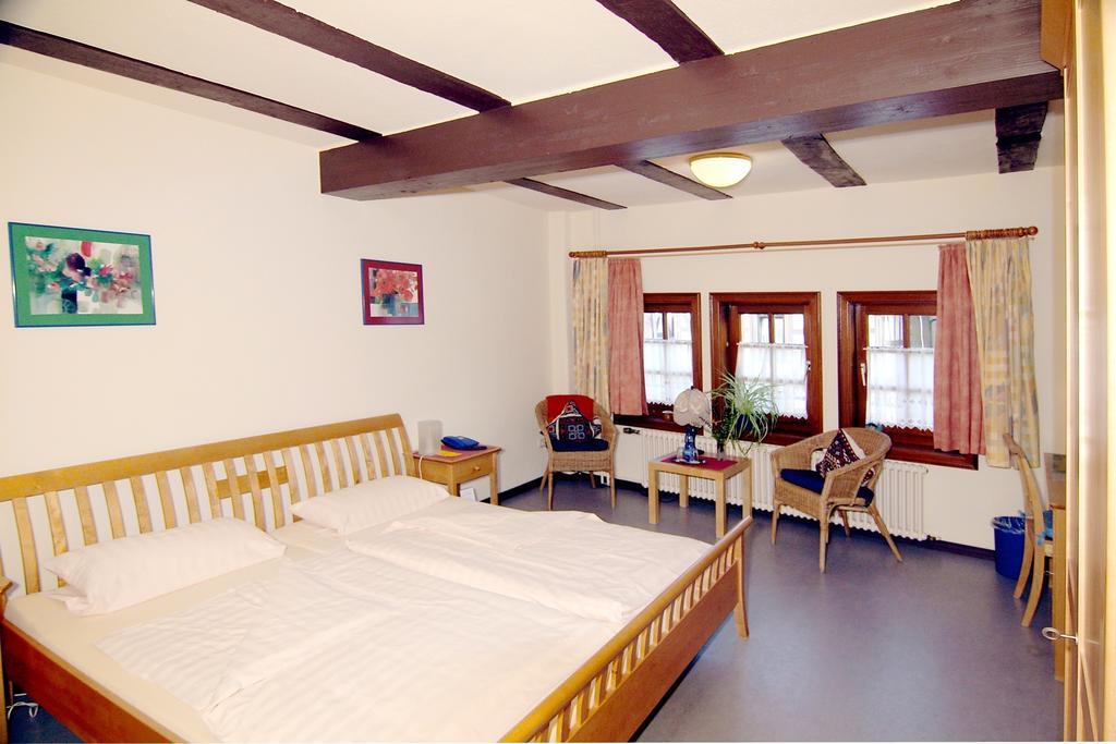 Hotel Im Hochzeitshaus Schotten Phòng bức ảnh